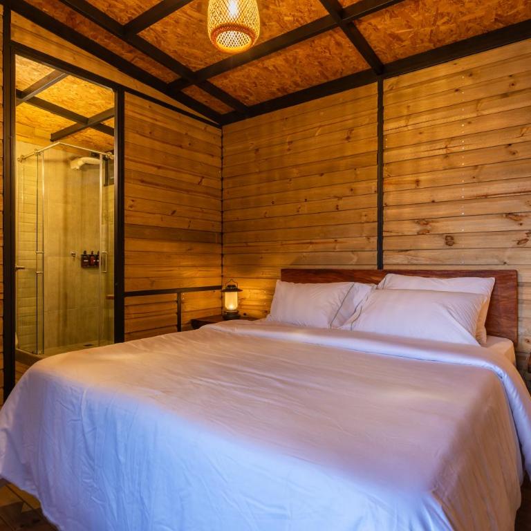 Unique - Deluxe Quadruple Room - 6