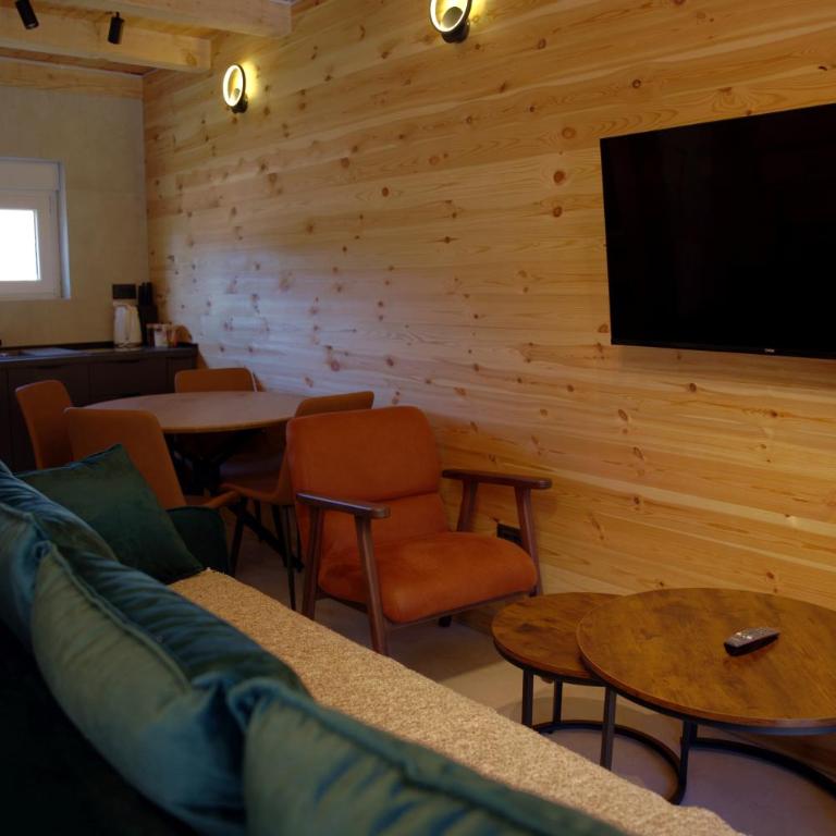 Durmitor Gardens - One-Bedroom Apartment - 6