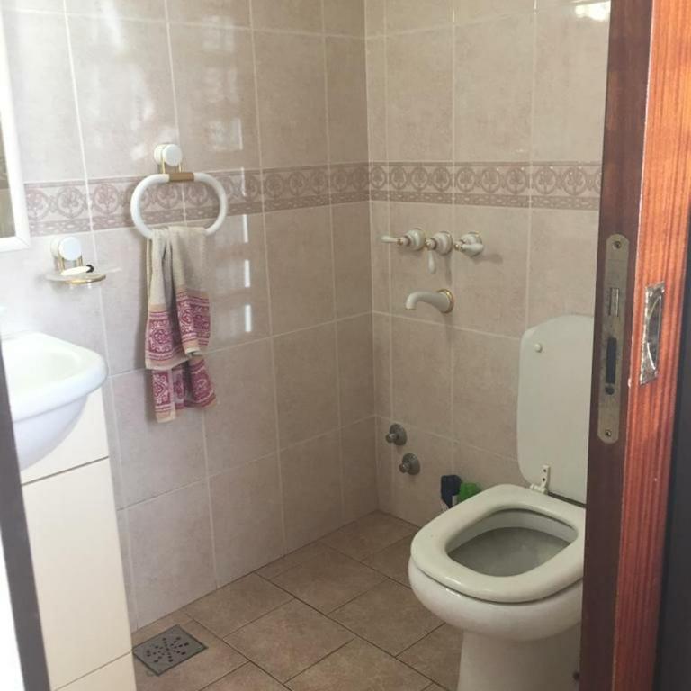 Hermosa casa cerca del centro y la laguna - Casa de 3 dormitorios - 5