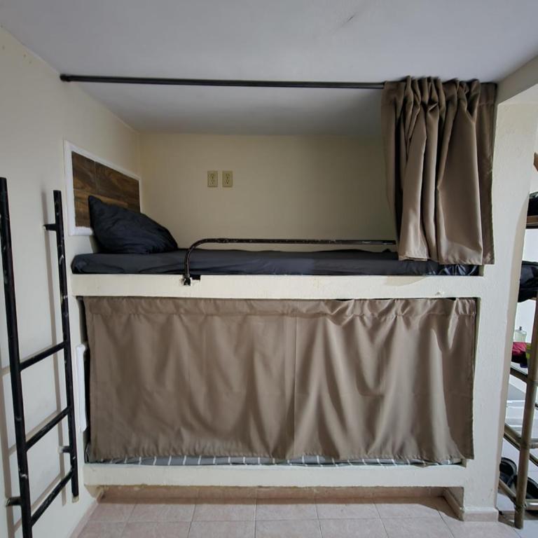 Casa Seloria - Bed in 6-Bed Dormitory Room - 2