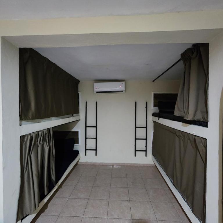Casa Seloria - Bed in 6-Bed Dormitory Room - 1