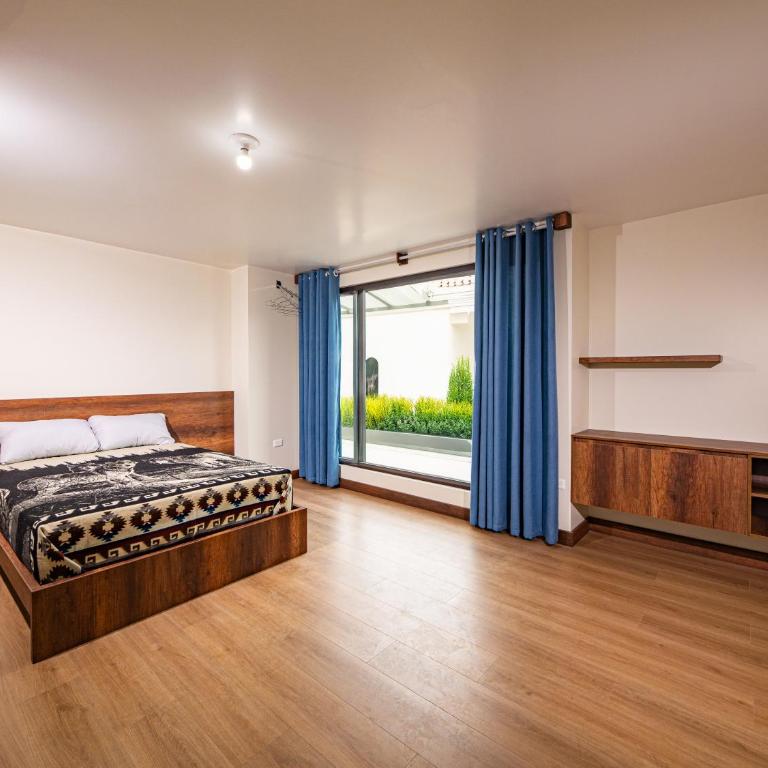 The Traveler Hostel - Habitación Familiar - 4