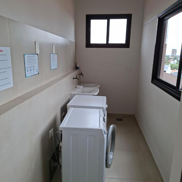 Departamento en Asunción zona Shopping del Sol - Apartamento de 2 dormitorios - 43