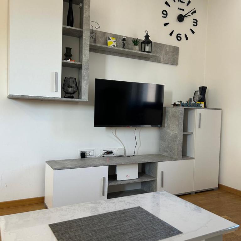 Nirvana 29 - One-Bedroom Apartment - 3