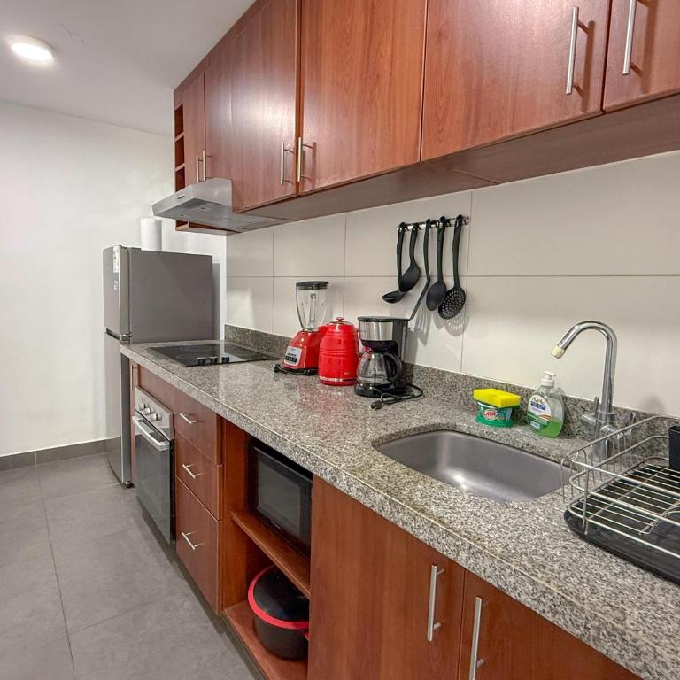 Dpto exclusivo en San Miguel con piscina y gym - Three-Bedroom Apartment with Balcony - 14