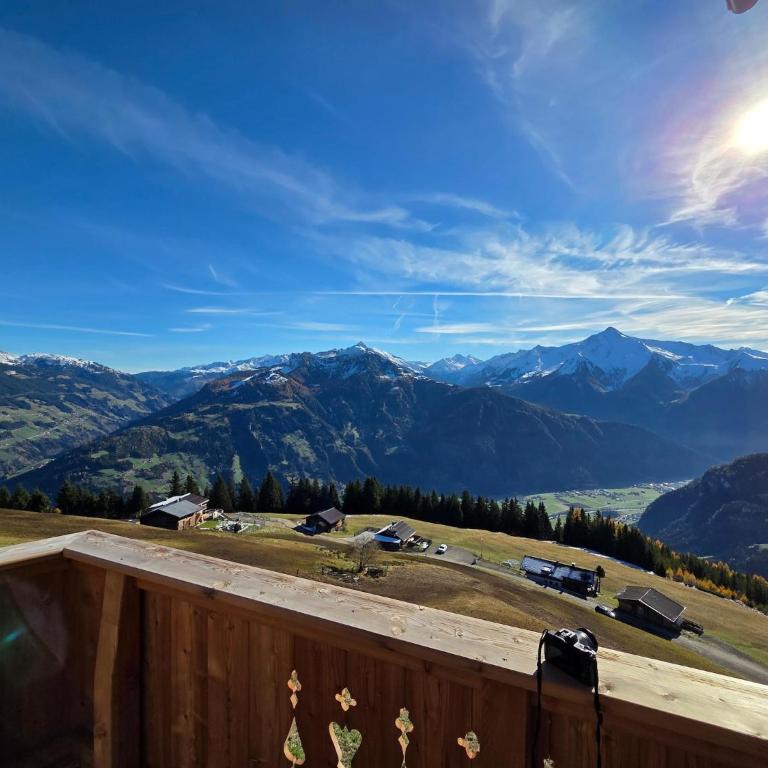 Chalet at 1700m with panoramic views - Ferienhaus mit 3 Schlafzimmern - 40