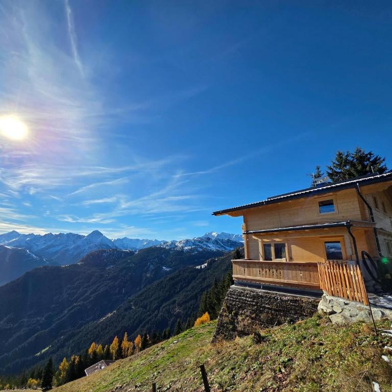 Chalet at 1700m with panoramic views - Ferienhaus mit 3 Schlafzimmern - 1