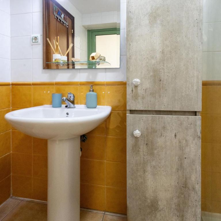 Casa Pino - One-Bedroom Apartment - 20