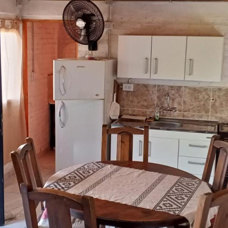 DeVaRoDe - Two-Bedroom Apartment - 1