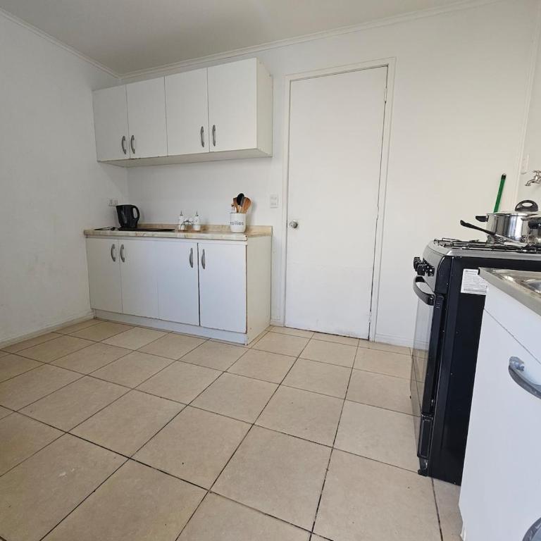 Acogedora casa centrica en Valdivia para 4 personas - Four-Bedroom House - 2