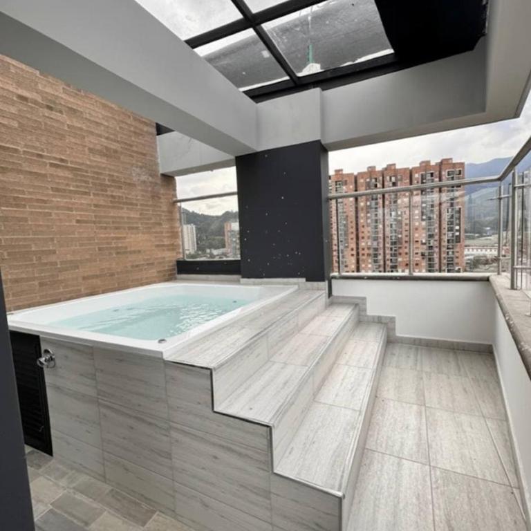 Apartamento de Lujo con Excelente Ubicación - Apartamento de 2 dormitorios - 5