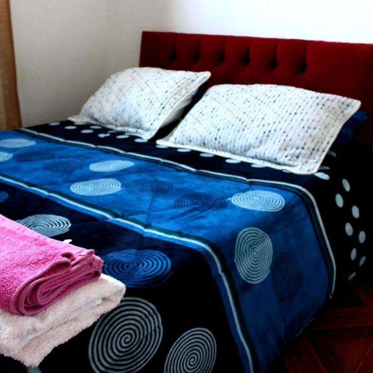 Habitaciones a 7 Minutos del Movistar a pie, San Ignacio 1230 con Baño - Double or Twin Room with Shared Bathroom - 1