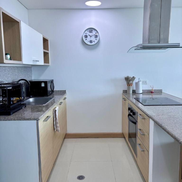 Apartamento entero amoblado con excelente ubicación en Barranquilla - Apartamento Superior con vistas a la ciudad - 20
