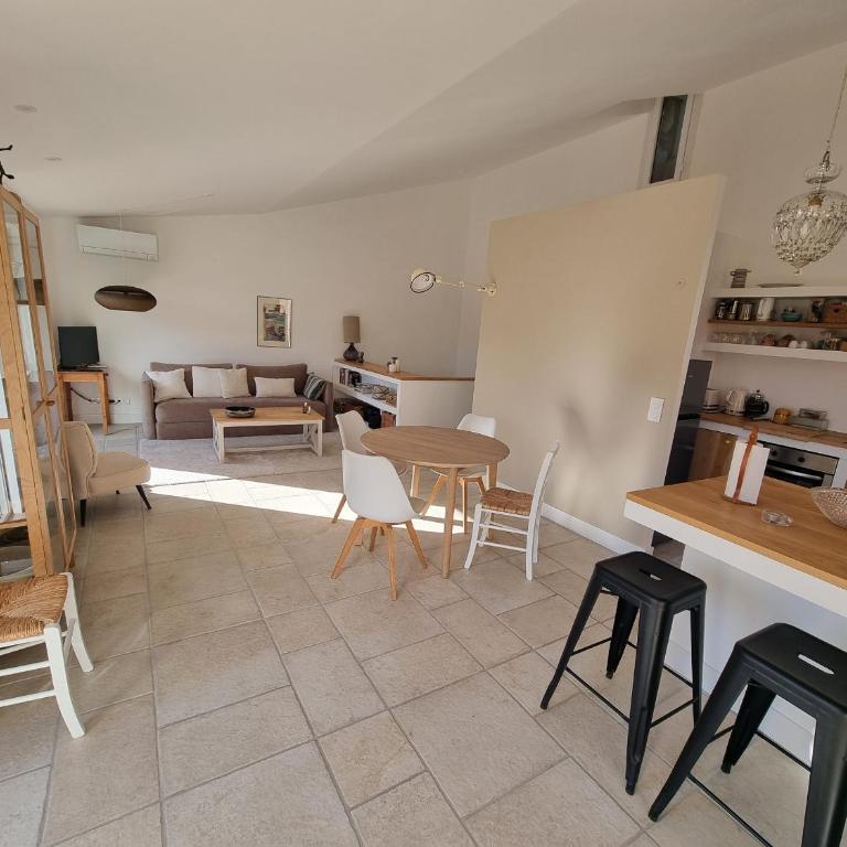 Maison T3 rénovée à Collioure, 2 chambres, balcon - FR-1-309-457 - Casa - 10