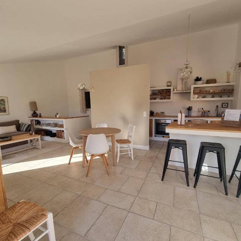 Maison T3 rénovée à Collioure, 2 chambres, balcon - FR-1-309-457 - Casa - 12