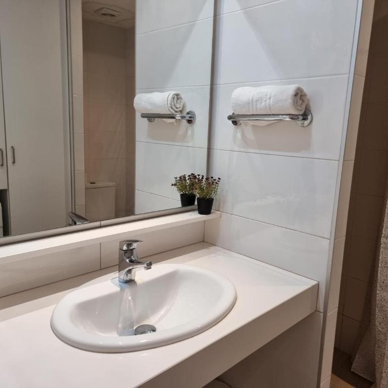 Apartamento de 1 habitación con terraza, cerca de la playa - HISP-236-39 - Apartamento - 4
