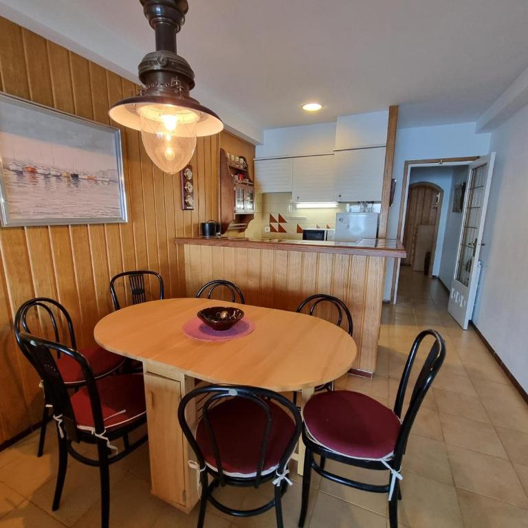 Acogedor apartamento en L'Escala cerca de la playa - HISP-236-136 - Apartment - 3