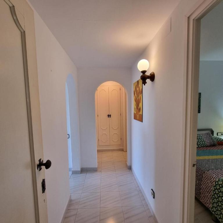 Apartamento con terraza vista al mar y piscina a 50m de la playa - HISP-236-152 - Apartment - 7