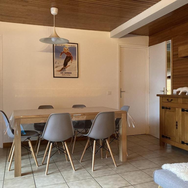 Appartement central 2 chambres, 6 personnes, Les Carroz d'Arâches - FR-1-836-25 - Appartamento - 2