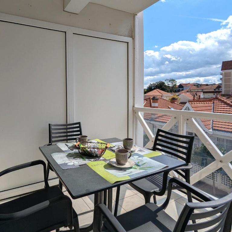 Arcachon Centre : Charmant T2 avec Loggia, Parking Sécurisé et Proche Plage - FR-1-420-61 - Appartement (4 Adultes) - 1