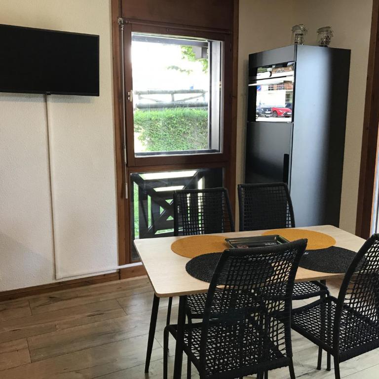 Appartement 2 pièces au pied de la télécabine avec animaux admis et parking - FR-1-836-30 - Appartement - 7