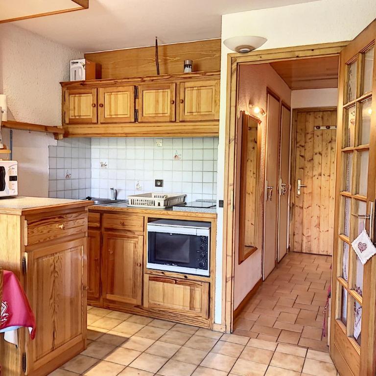 Studio cosy pour 3 avec terrasse, parking et casier à ski à Combloux - Studio - 10