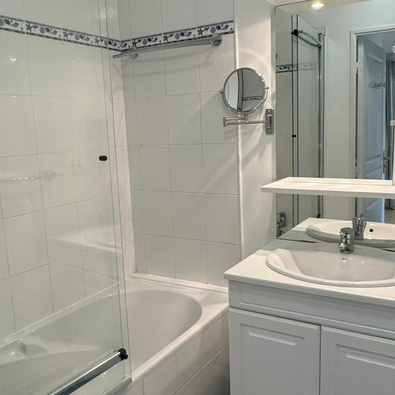 Charmant 3 pièces avec terrasse près de la plage et parking sécurisé - FR-1-487-379 - Apartment - 17