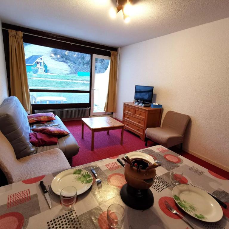 Charmant 2P cabine face aux pistes, cœur de station, proche centre aquatique - Balcon, ascenseur - Appartement 1 Chambre - 9