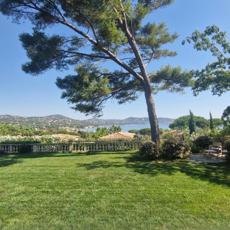 Villa 8 Pièces avec piscine privée et vue mer à Sainte-Maxime - FR-1-780-11 - Villa - 5