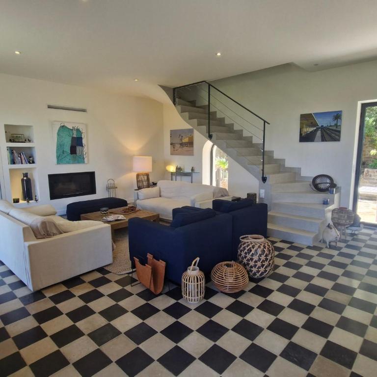 Villa 8 Pièces avec piscine privée et vue mer à Sainte-Maxime - FR-1-780-11 - Villa - 14