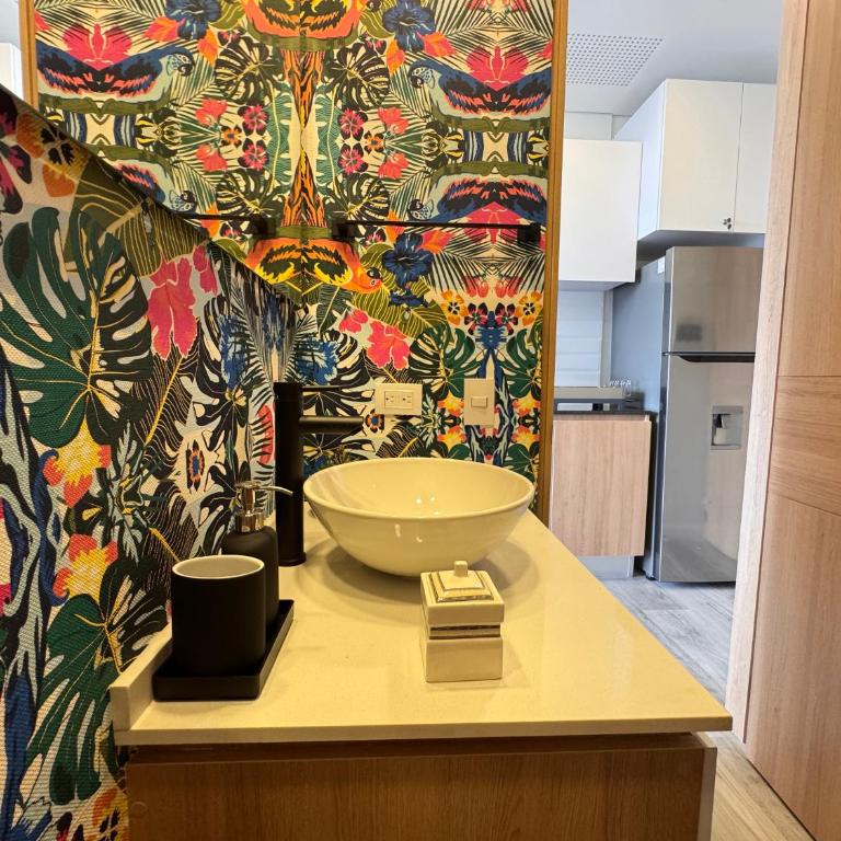 Apartaestudio Moderno en Edificio 33DC, Centro Internacional Bogotá, WiFi y Ubicación Premium - Apartamento de 1 dormitorio - 12