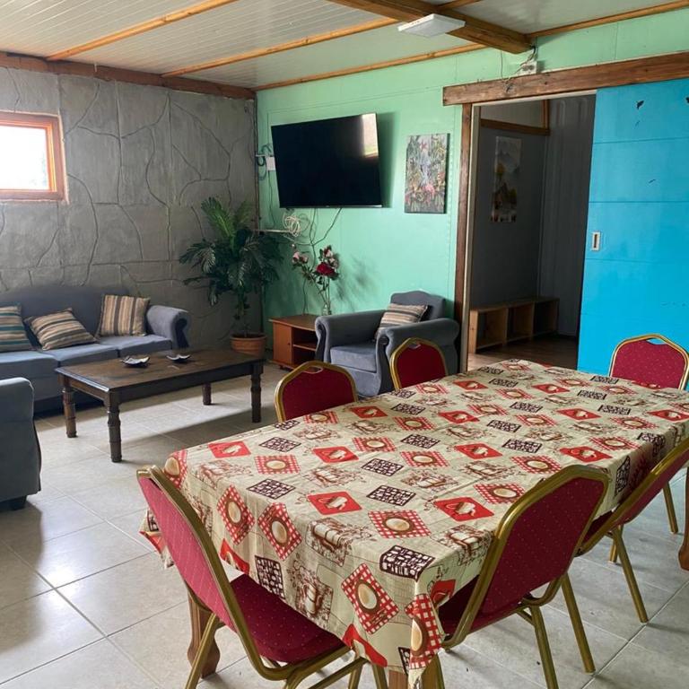 Cabañas las Palmeras de Colbun - Three-Bedroom Apartment - 1
