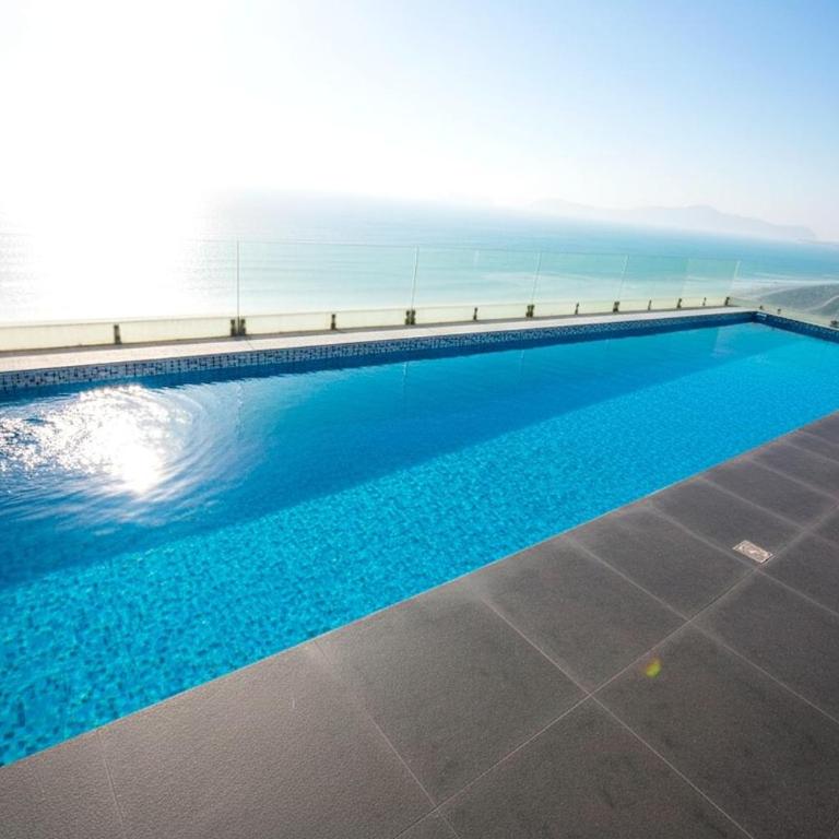 Perfect Balance Rest and Work Study Oceanfront - Two-Bedroom Apartment - 17