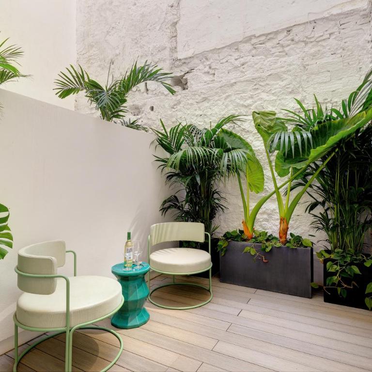 Coeo Frailes Design Apartments - Estudio interior con patio privado - 7