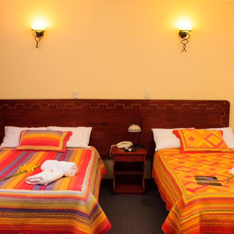Qasana Hotel Plaza Calca - Standard Quadruple Room - 4