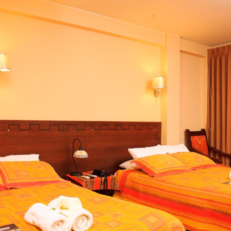 Qasana Hotel Plaza Calca - Standard Triple Room - 2