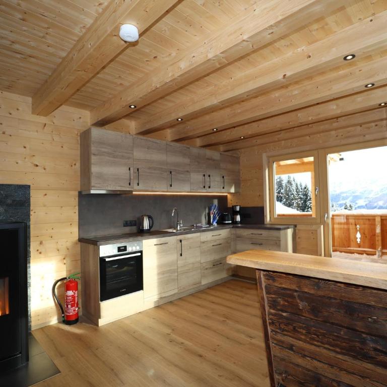 Chalet at 1700m with panoramic views - Ferienhaus mit 3 Schlafzimmern - 17