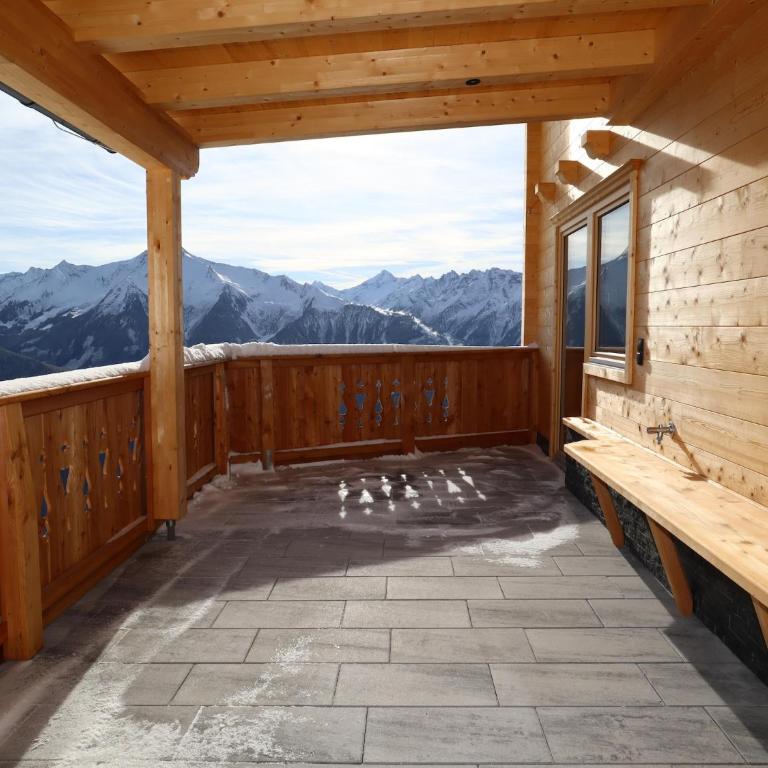 Chalet at 1700m with panoramic views - Ferienhaus mit 3 Schlafzimmern - 32