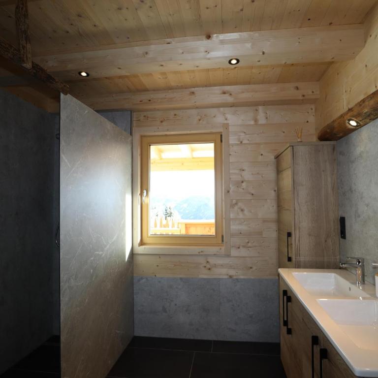 Chalet at 1700m with panoramic views - Ferienhaus mit 3 Schlafzimmern - 27