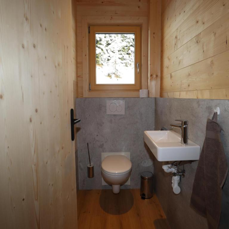 Chalet at 1700m with panoramic views - Ferienhaus mit 3 Schlafzimmern - 24