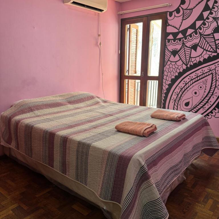 Casa Eusebio Blanco 5 habitaciones 7 personas, patio, parrilla y 2 cocheras - Casa de 5 dormitorios - 30