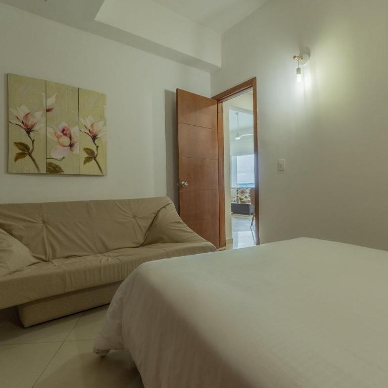 Un espacio sofisticado en medio de El Laguito Edificio Poseidon del Caribe - Apartamento de 2 dormitorios con balcón y vistas al mar - 20