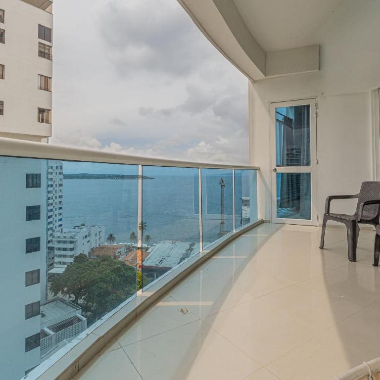 Un espacio sofisticado en medio de El Laguito Edificio Poseidon del Caribe - Apartamento de 2 dormitorios con balcón y vistas al mar - 34