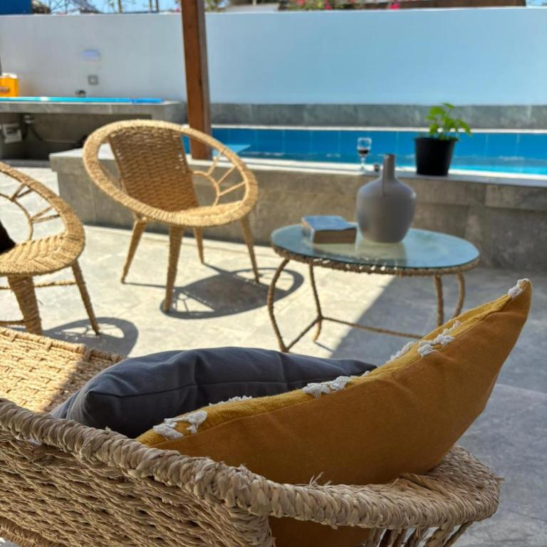 Casa de playa a metros del mar con piscina y BBQ - Casa de 4 dormitorios - 11