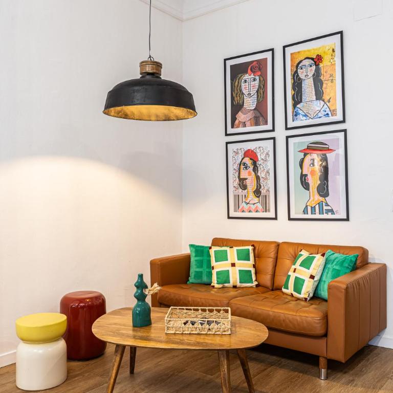 Queen's Malasaña Boutique I - Alojamiento corta estancia - Three-Bedroom Apartment - 7