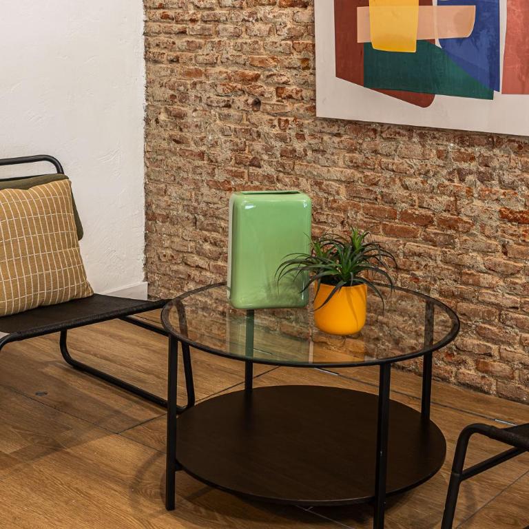 Queen's Malasaña Boutique I - Alojamiento corta estancia - Three-Bedroom Apartment - 10