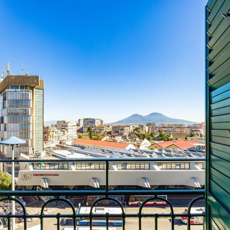 Elite Art Palace by Napoliapartments - Three-Bedroom Apartment - 16