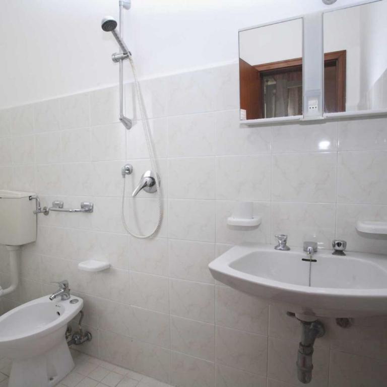 Bright and comfortable flat - Appartamento - 6