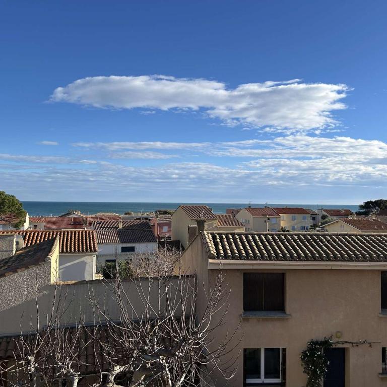 SP050-B12 Appartement 2 pièces mezzanine - 5 couchages SAINT PIERRE LA MER - Appartement 2 Chambres - 2