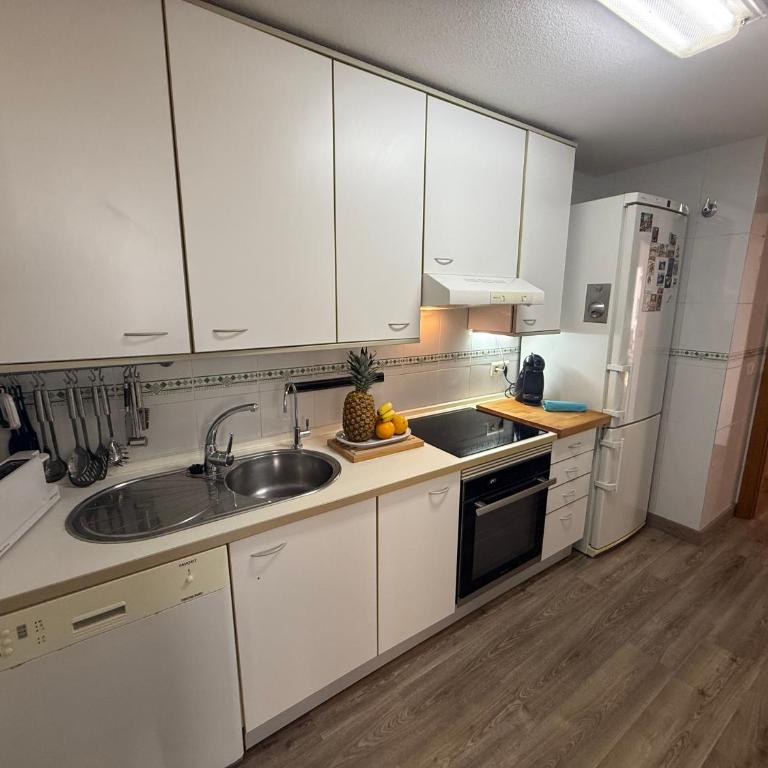 Apartamento Playa San Juan 2min piscina y terraza by Turihome - Two-Bedroom Apartment - 39